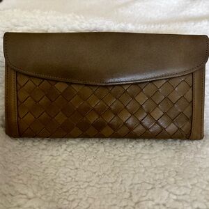 Stylish Brown Woven Clutch